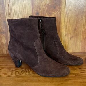 Sam Edelman Brown Sueded Ankle Boots with Side zip, size 10